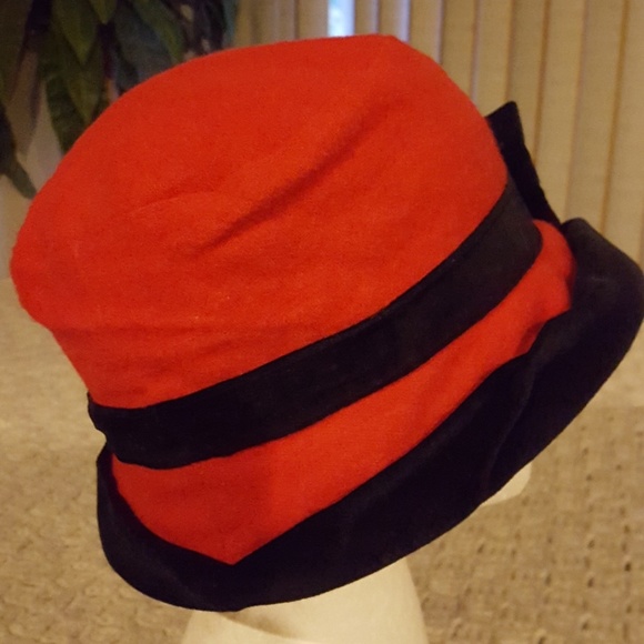GAP hat. - Picture 4 of 5